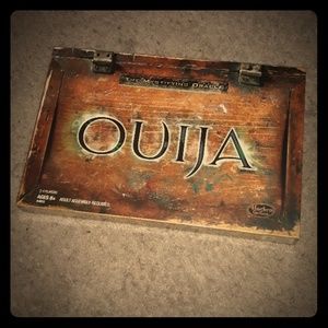 HASBRO GAMES OUIJA BOARD BRAND NEW ☠